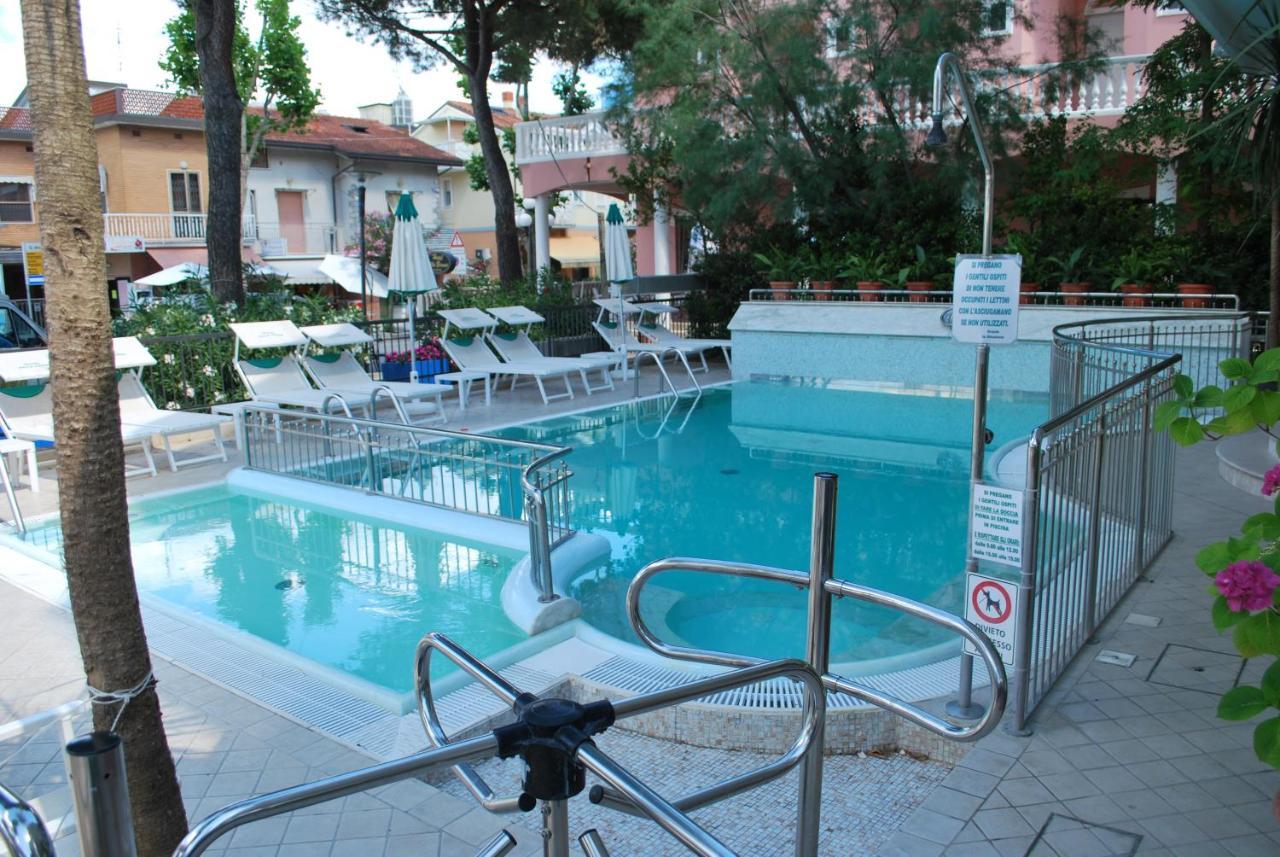 Hotel Villa Verde San Mauro Mare Zewnętrze zdjęcie