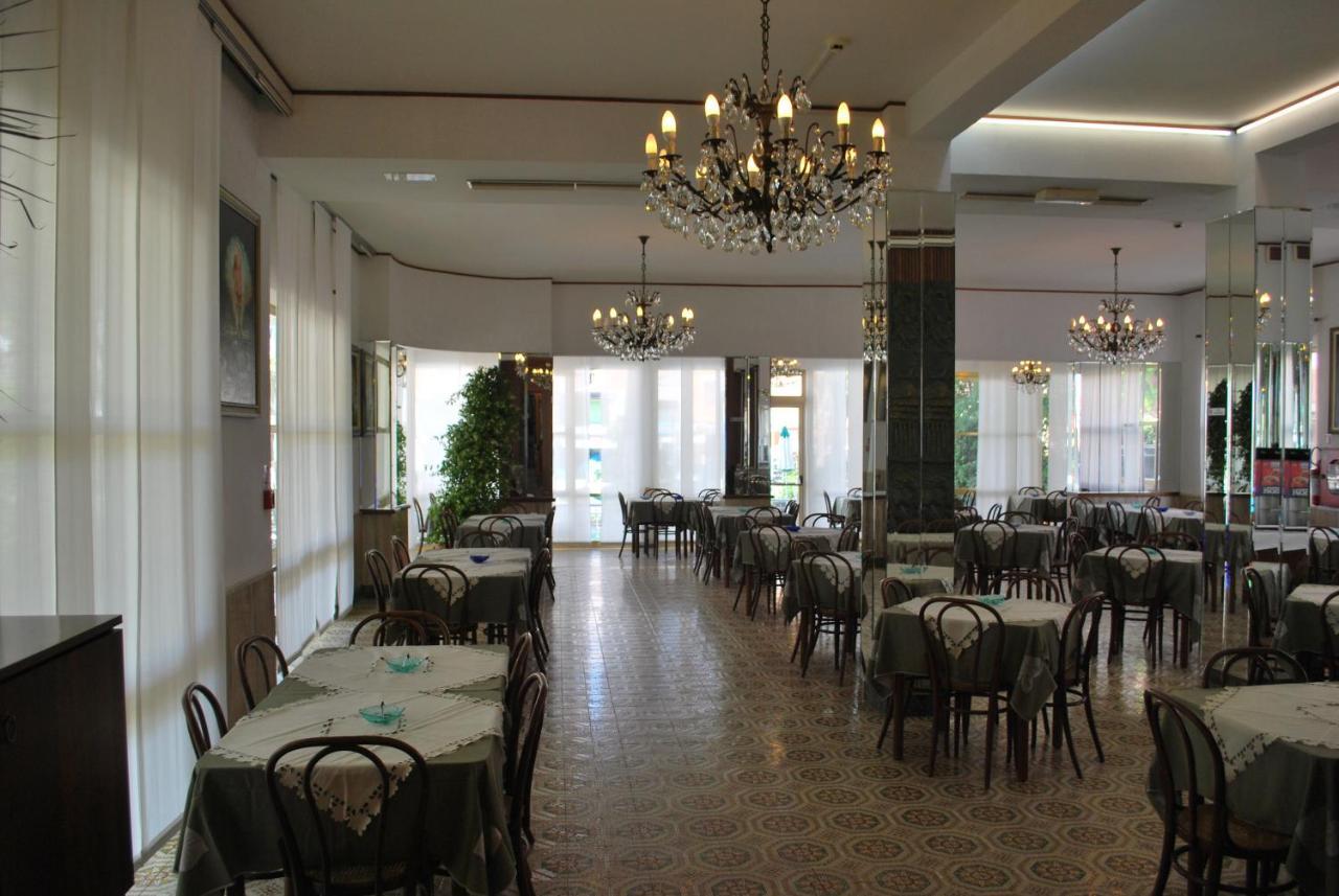 Hotel Villa Verde San Mauro Mare Zewnętrze zdjęcie
