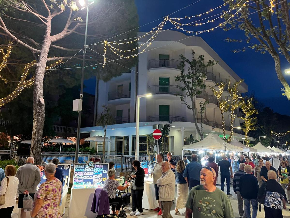 Hotel Villa Verde San Mauro Mare Zewnętrze zdjęcie