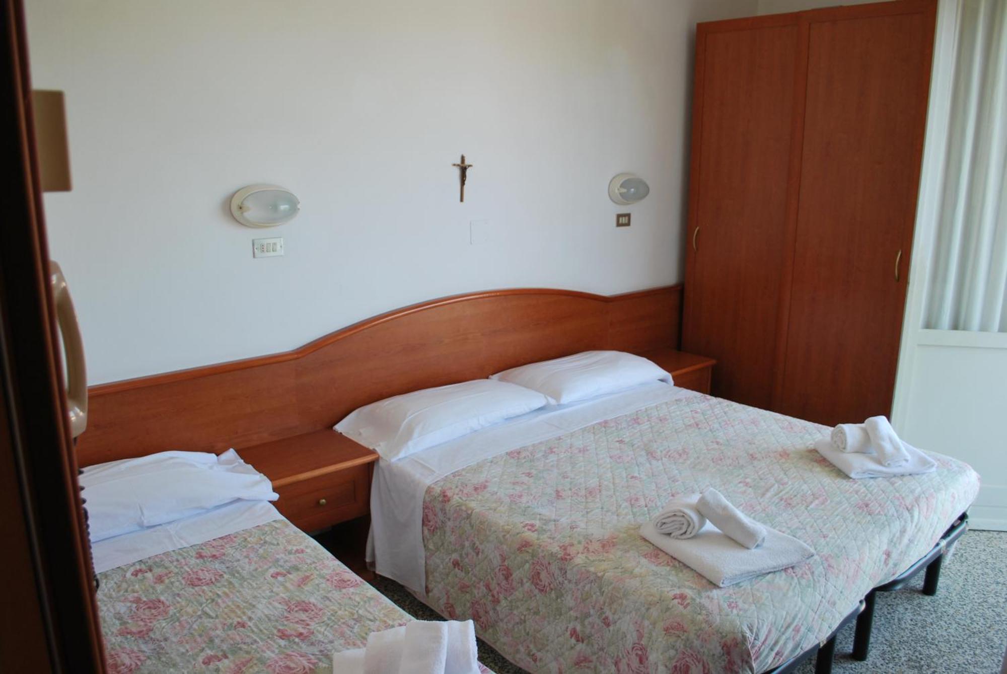 Hotel Villa Verde San Mauro Mare Zewnętrze zdjęcie