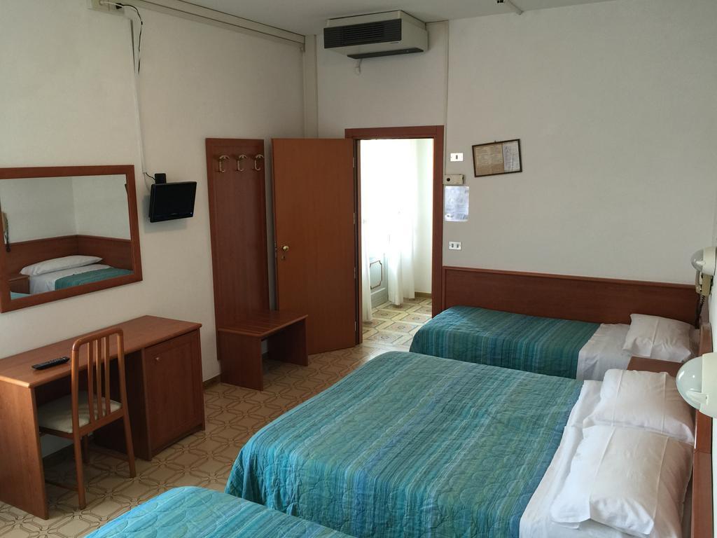 Hotel Villa Verde San Mauro Mare Zewnętrze zdjęcie