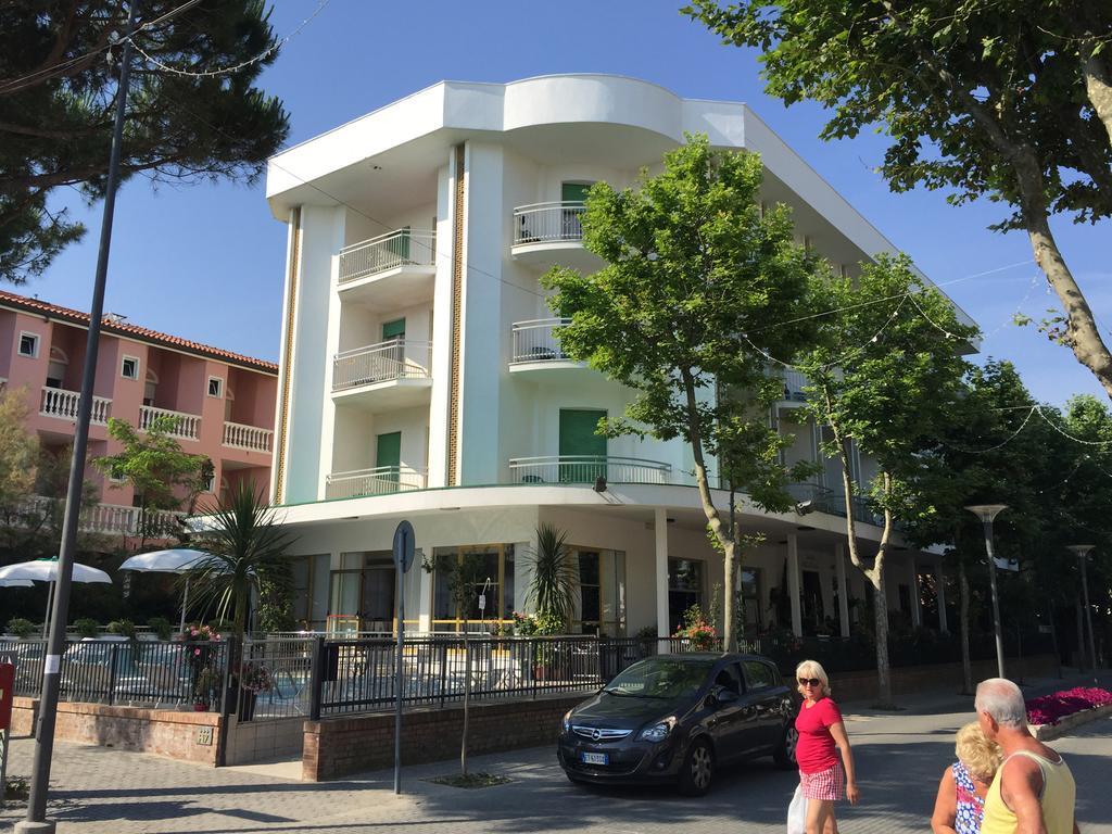 Hotel Villa Verde San Mauro Mare Zewnętrze zdjęcie