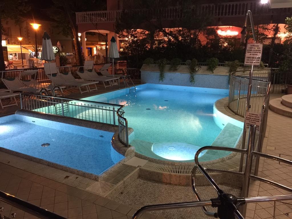 Hotel Villa Verde San Mauro Mare Zewnętrze zdjęcie